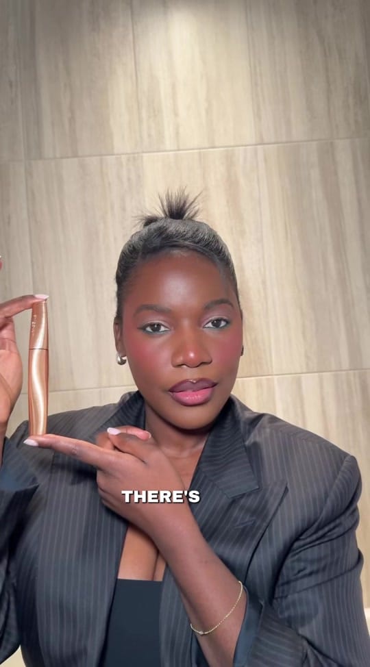 Post 3 by Vee Viccy on TikTok (video)
