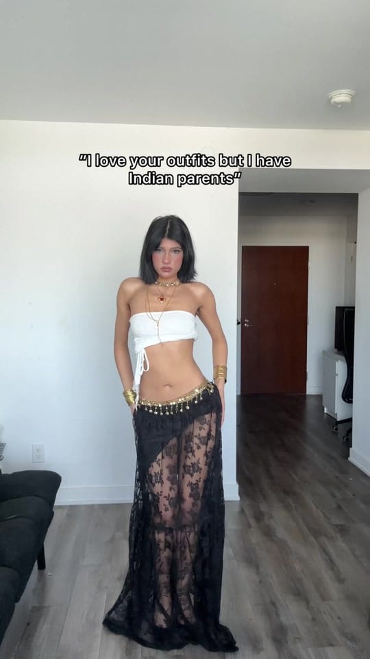 Post 8 by Dhawani on TikTok (video)