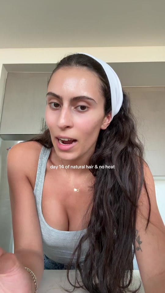 Post 3 by Victoria Correia on TikTok (video)