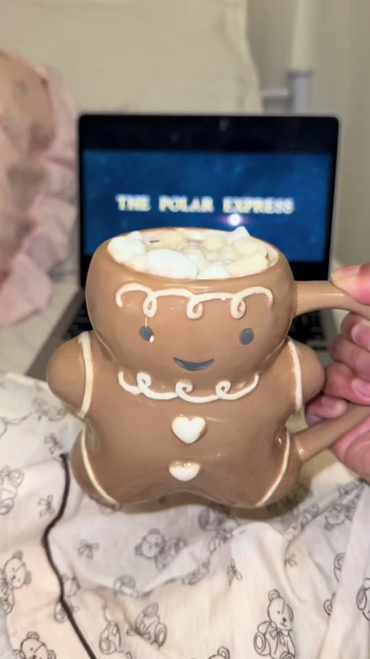 Post 3 by Jeyyxo_ on TikTok (video)