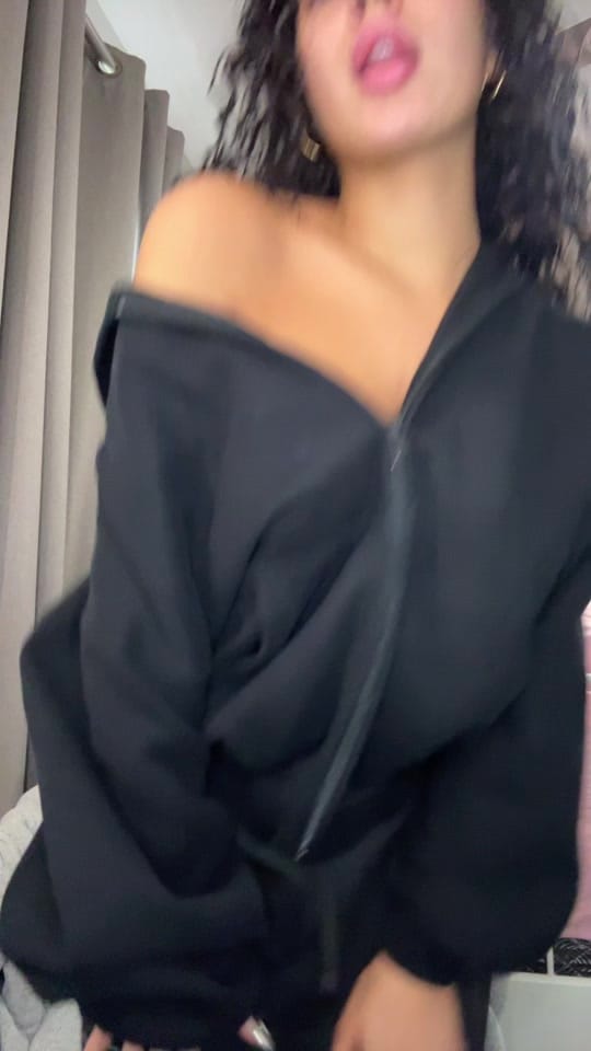 Post 10 by julez on TikTok (video)
