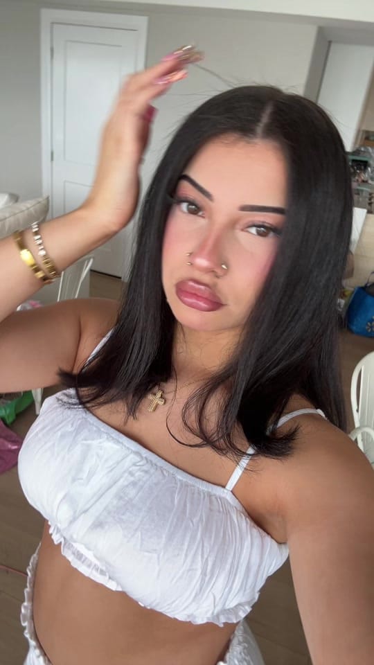 Post 6 by julez on TikTok (video)