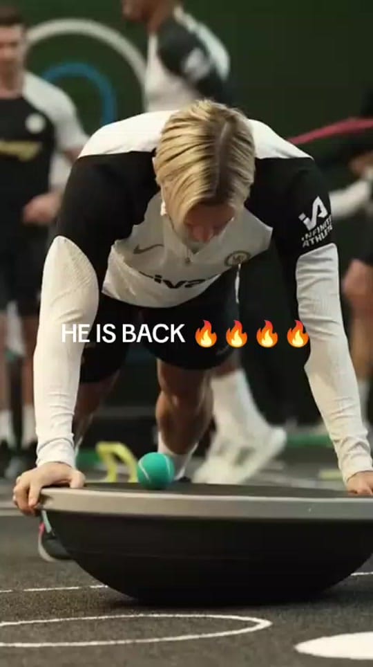 Post 10 by The London Bluez on TikTok (video)