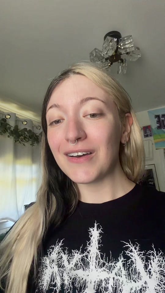 Post 1 by 📚 ✨ Chelsea Reads✨📚 on TikTok (video)