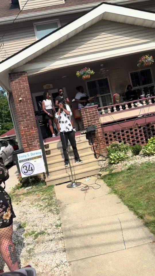 Post 8 by dalomonze on TikTok (video)