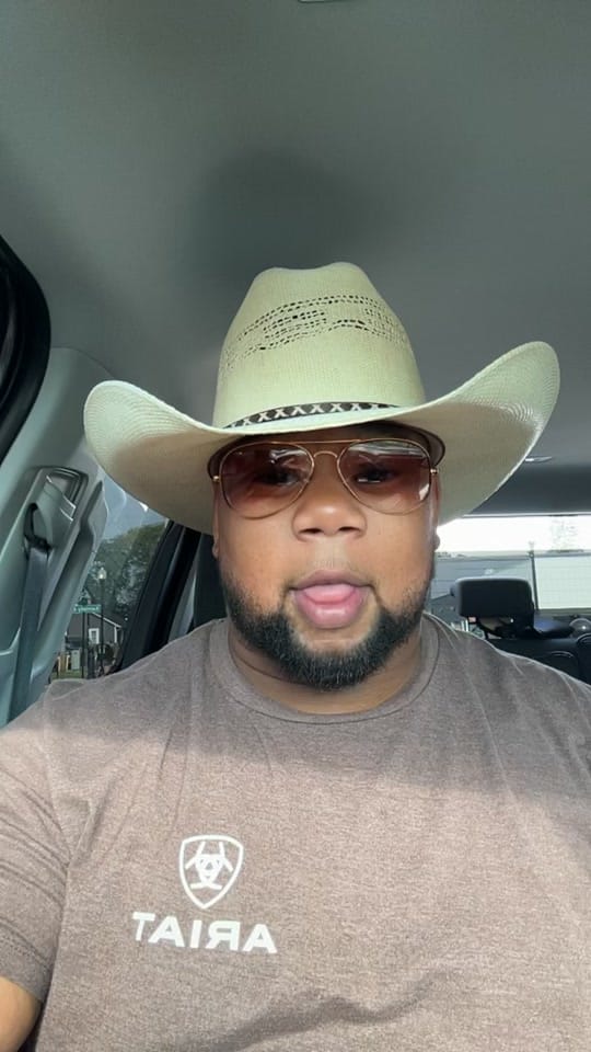 Post 3 by Lee Parker on TikTok (video)