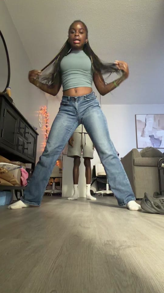 Post 5 by Chelsea & Nathaniel on TikTok (video)