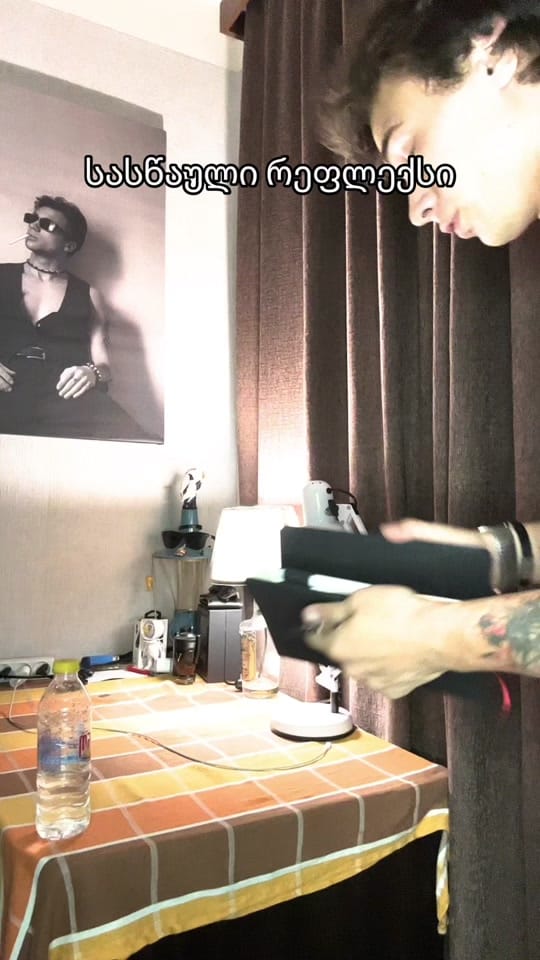 Post 8 by khincho.official on TikTok (video)