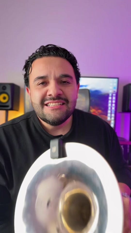 Post 2 by Gabo Marching on TikTok (video)