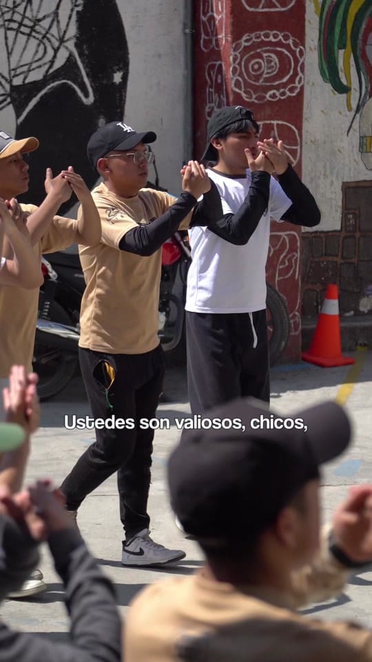 Post 6 by Gabo Marching on TikTok (video)