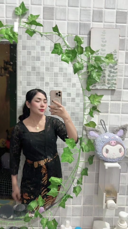 Post 8 by Chelsea Vheyola on TikTok (video)