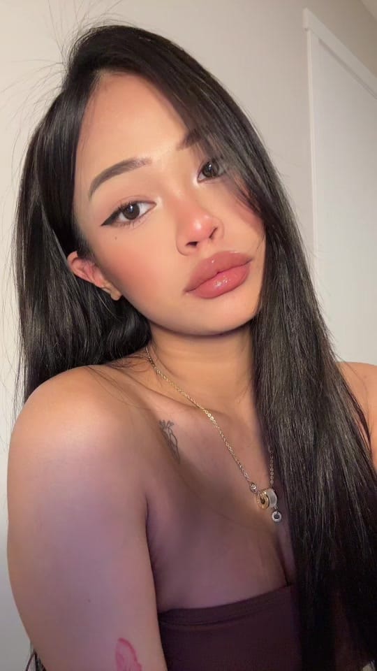 Post 6 by aless🎀 on TikTok (video)