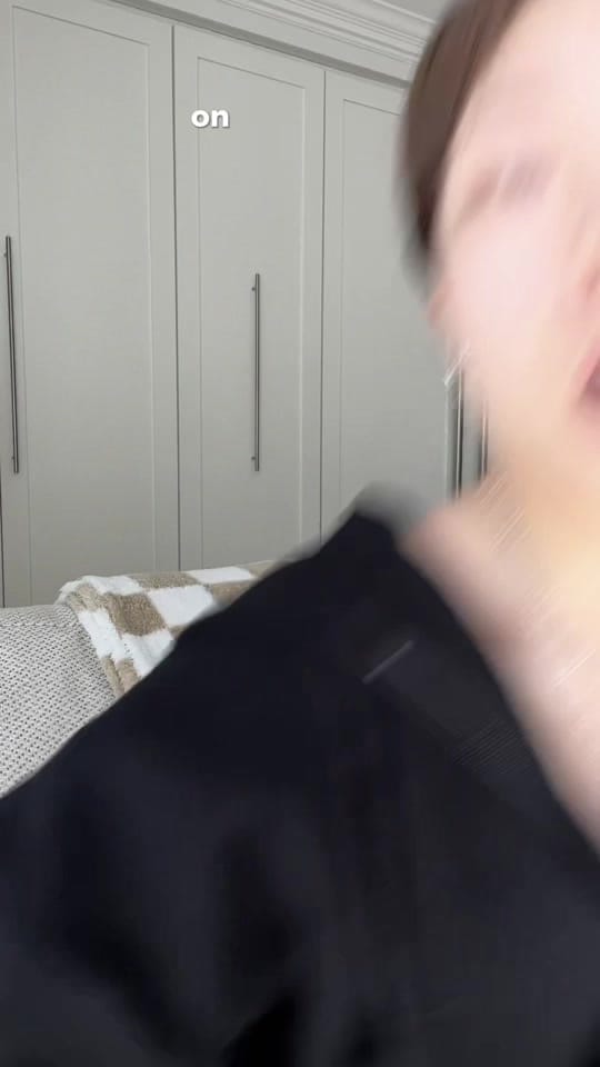 Post 10 by thevivivibes on TikTok (video)