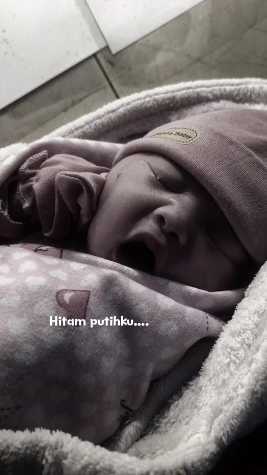 Post 6 by eciaja18 on TikTok (video)