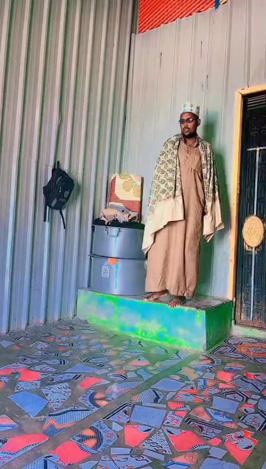 Post 2 by Sami aden on TikTok (video)