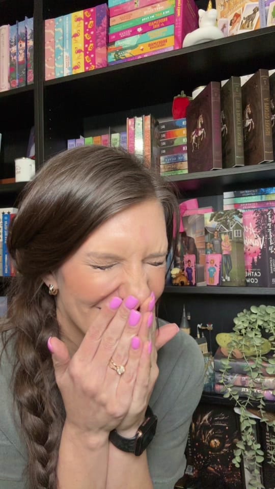 Post 4 by SimplyMeChelsea 📚 on TikTok (video)