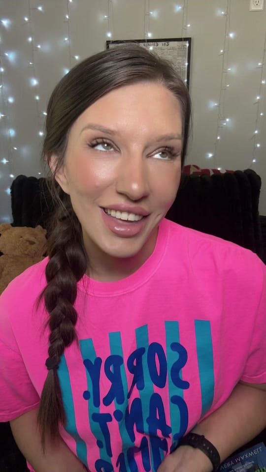 Post 7 by SimplyMeChelsea 📚 on TikTok (video)