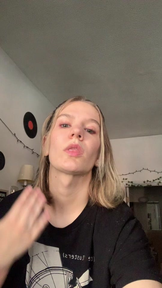 Post 7 by sarah frost 🪐✨ on TikTok (video)