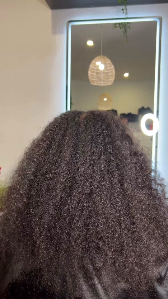 Post 7 by The Curl Lounge on TikTok (video)