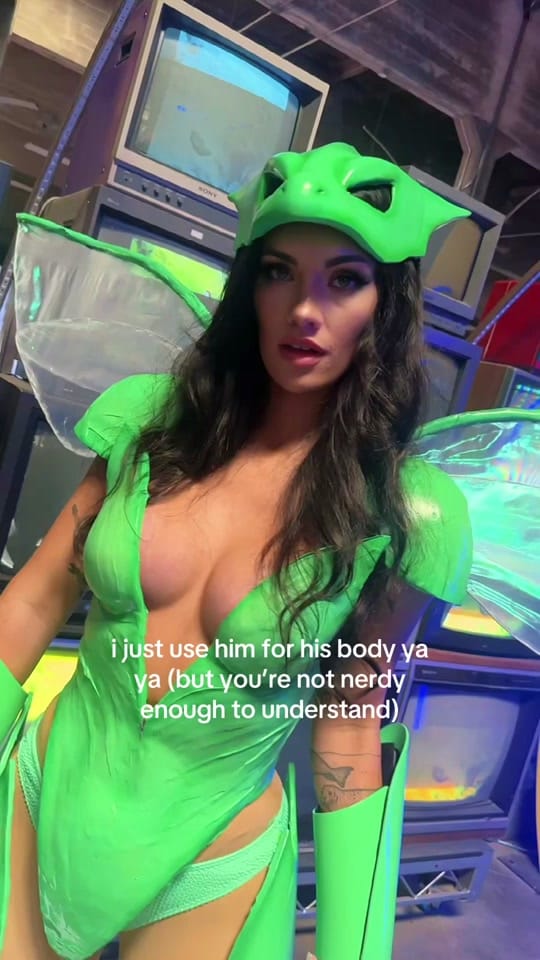 Post 5 by mads ✨ on TikTok (video)