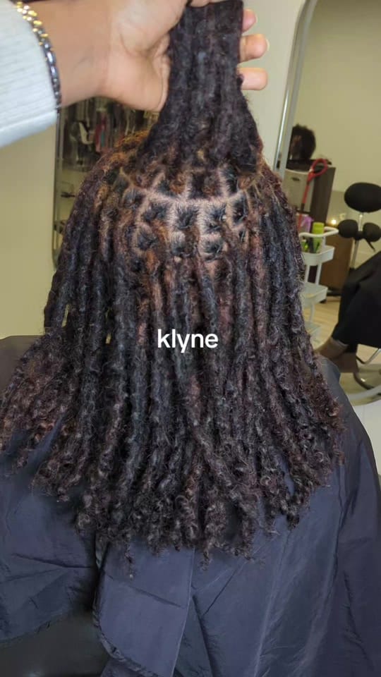 Post 7 by CARLYNE-KLYNE BEAUTY 🇨🇦 on TikTok (video)