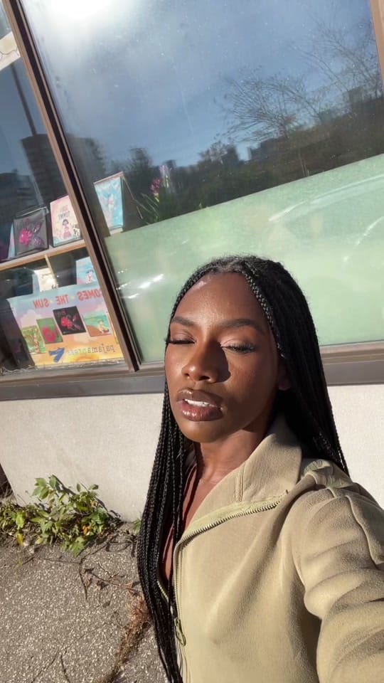 Post 4 by Jasmine Renée Thomas on TikTok (video)
