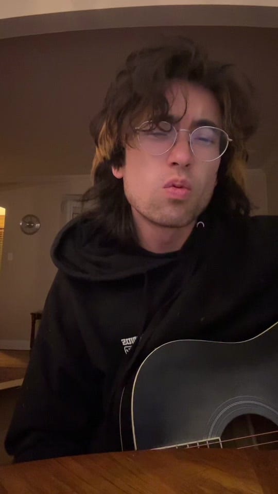 Post 7 by jackson🖤falls on TikTok (video)