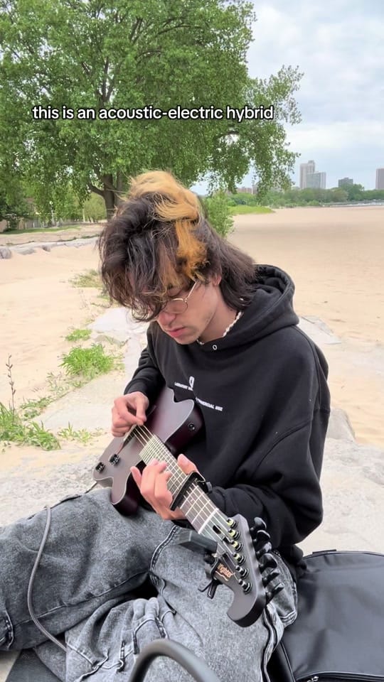 Post 1 by jackson🖤falls on TikTok (video)