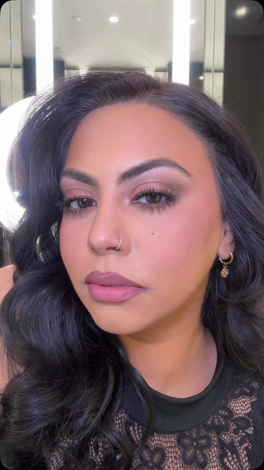 Post 5 by Jabeen | Pro Makeup Artist on TikTok (video)