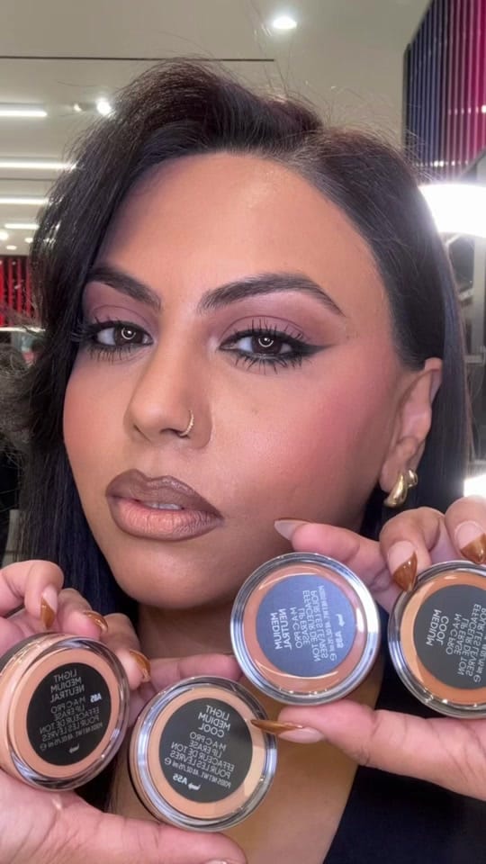 Post 3 by Jabeen | Pro Makeup Artist on TikTok (video)