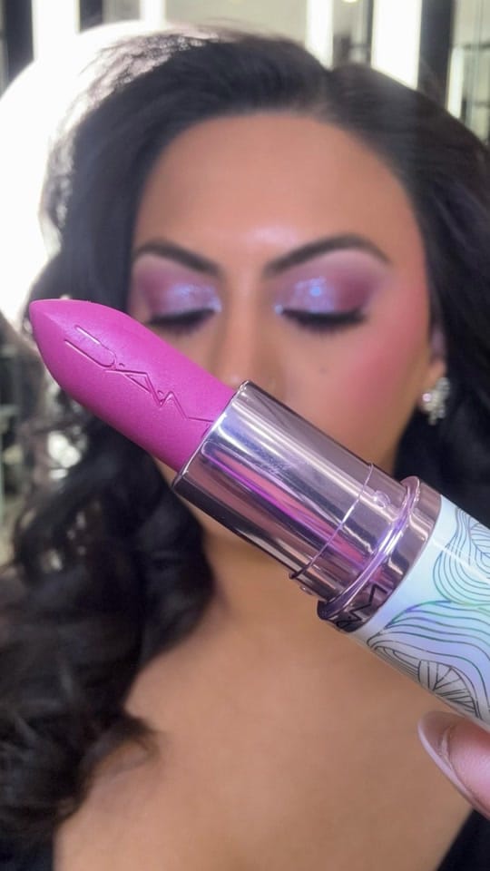 Post 9 by Jabeen | Pro Makeup Artist on TikTok (video)
