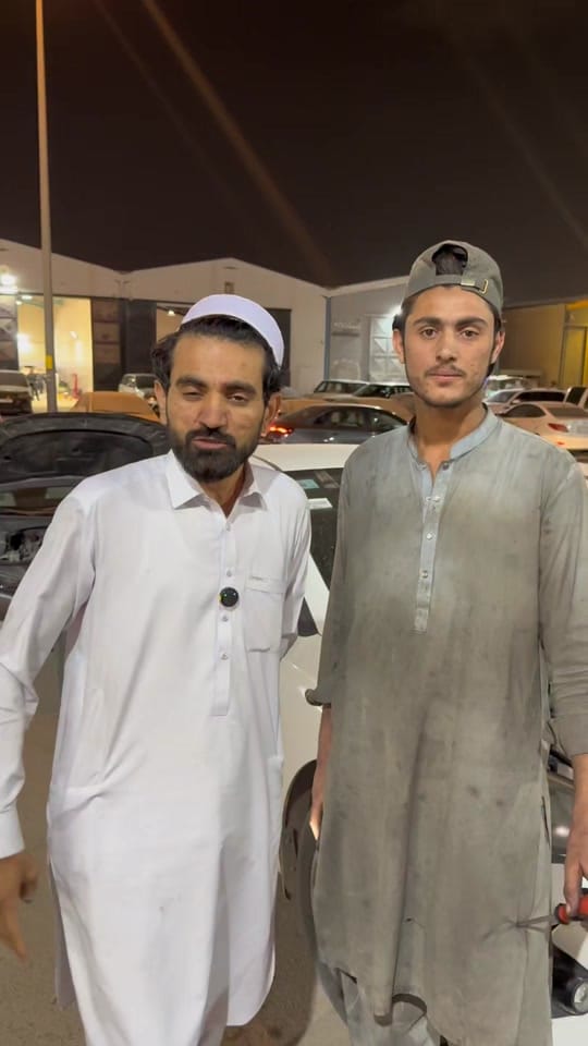 Post 8 by 👑Faisal Markhor logistic👑 on TikTok (video)