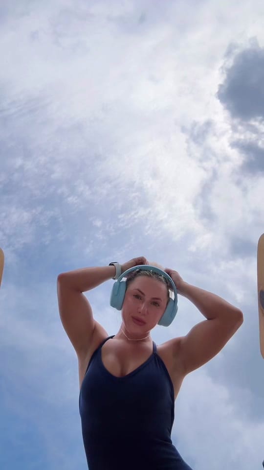 Post 6 by Chels on TikTok (video)