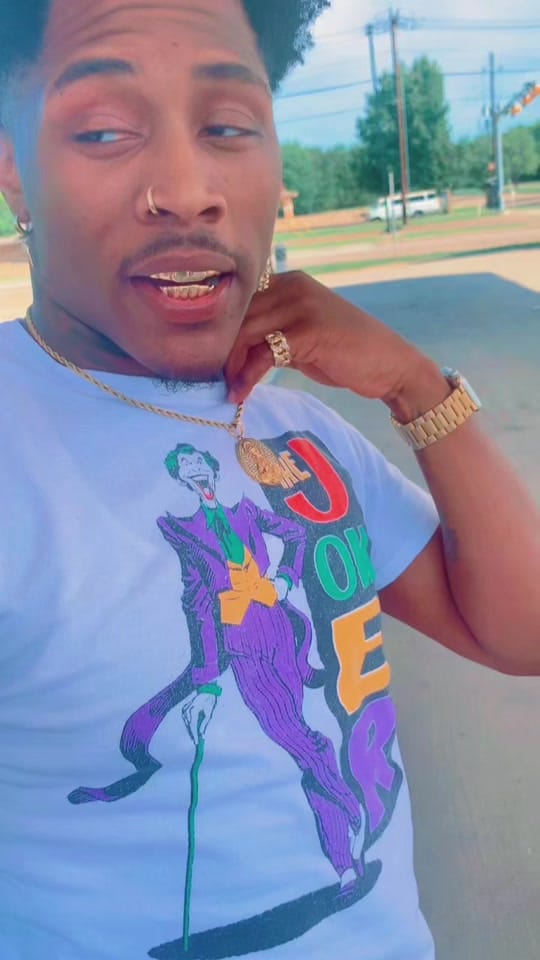 Post 8 by Gezz Louis on TikTok (video)
