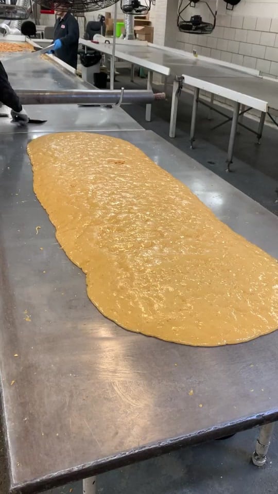 Post 9 by Arnold’s Candies on TikTok (video)