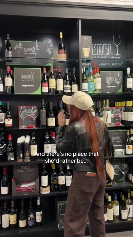 Post 1 by Chelsea DeBoer on TikTok (video)