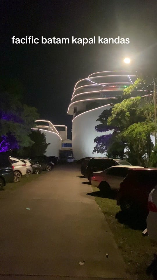 Post 9 by ✌️U 5 M 4 N ✌️👈 on TikTok (video)