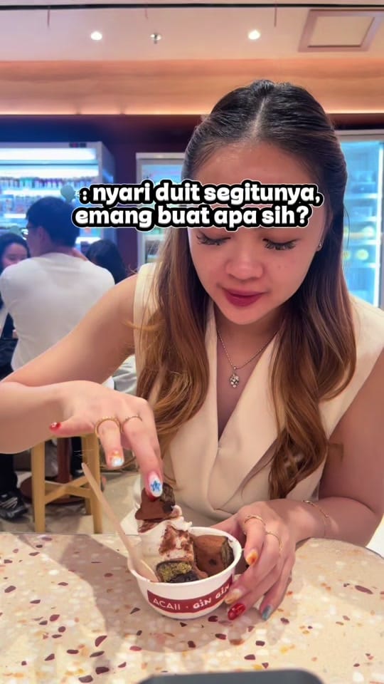 Post 3 by Yeny Tan on TikTok (video)