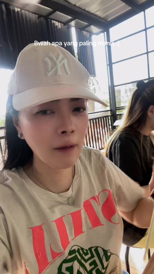 Post 1 by Yeny Tan on TikTok (video)