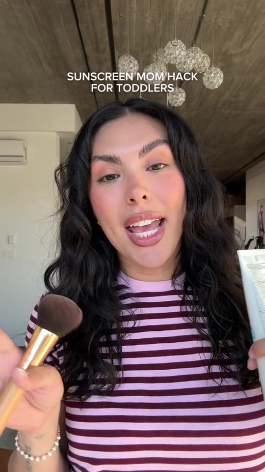 Post 2 by Ana Cruz on TikTok (video)