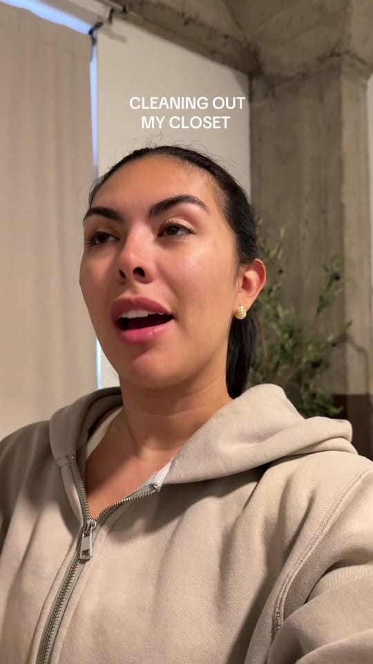 Post 4 by Ana Cruz on TikTok (video)