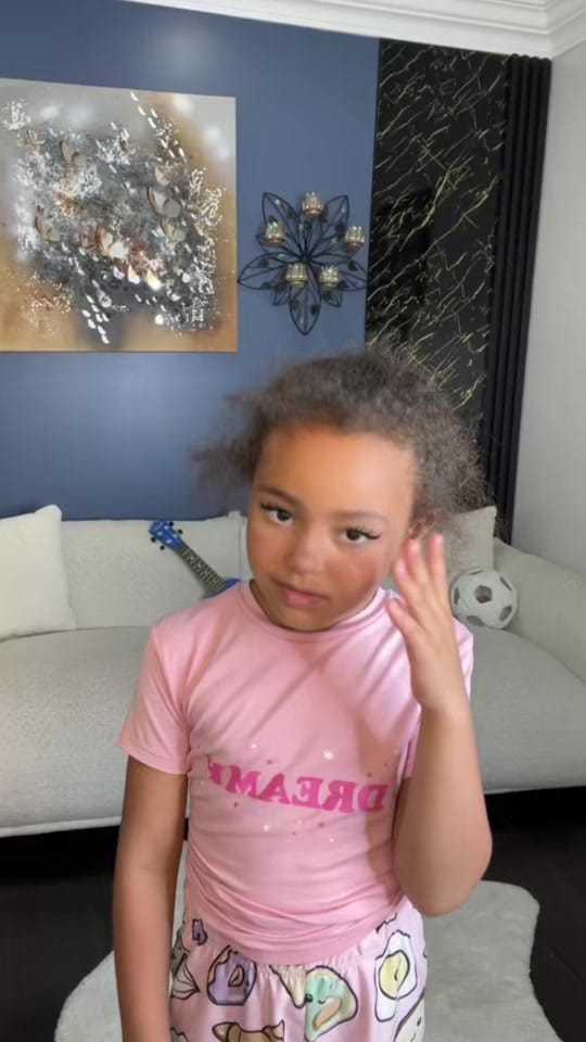 Post 1 by Beautiful | Mini Influencer 🎀 on TikTok (video)