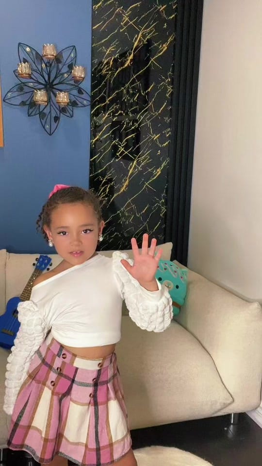 Post 6 by Beautiful | Mini Influencer 🎀 on TikTok (video)
