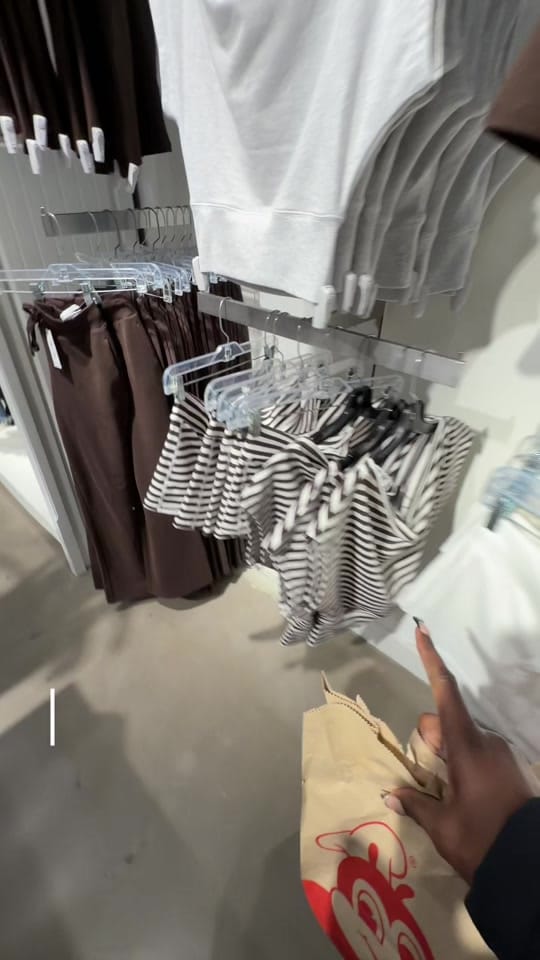 Post 6 by Angelica on TikTok (video)