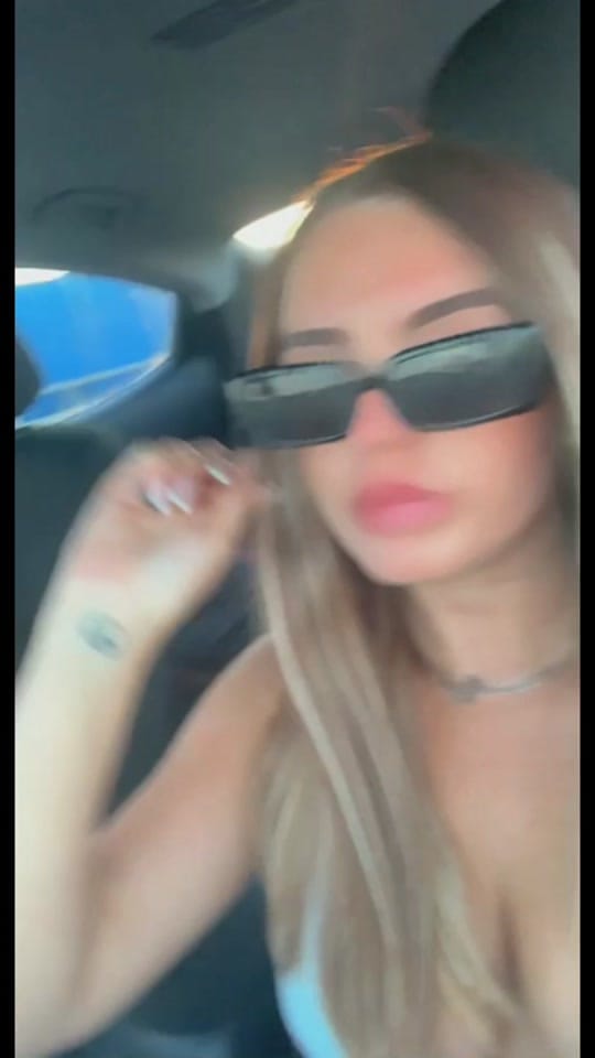 Post 2 by ève on TikTok (video)