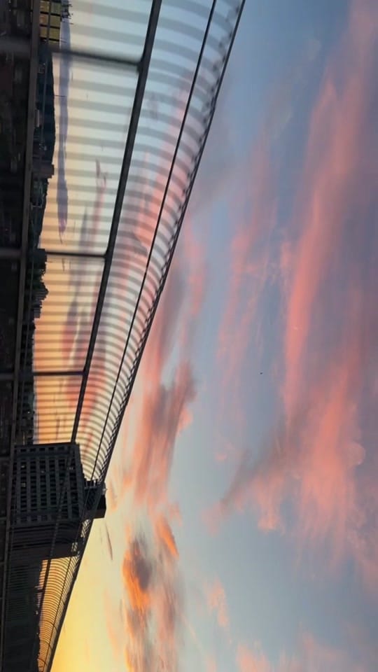 Post 5 by ève on TikTok (video)