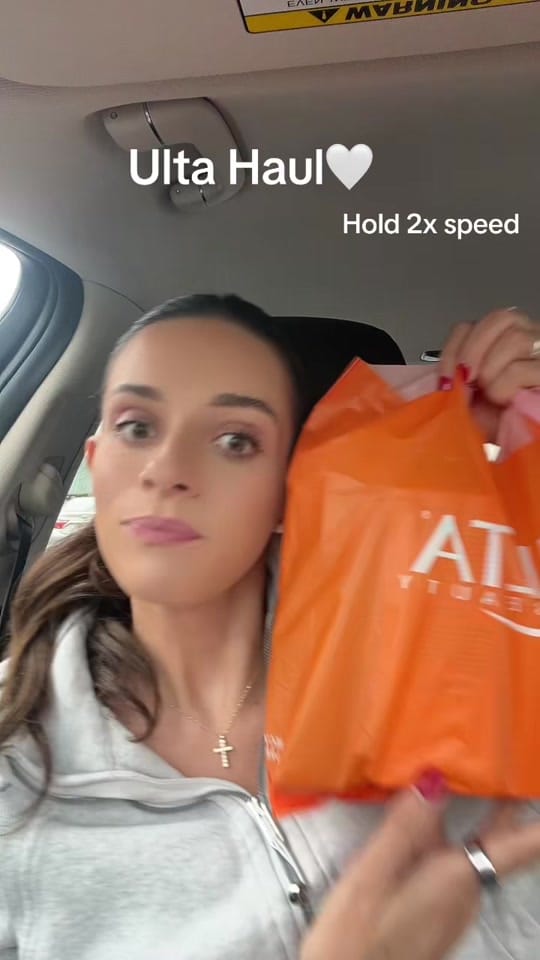 Post 6 by Chels 🤍 on TikTok (video)