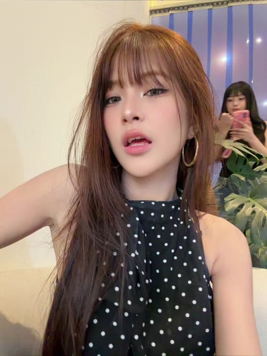 Post 1 by Chelsea Van Meijr on TikTok (video)