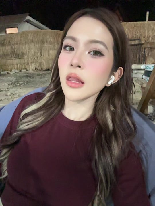 Post 5 by Chelsea Van Meijr on TikTok (video)