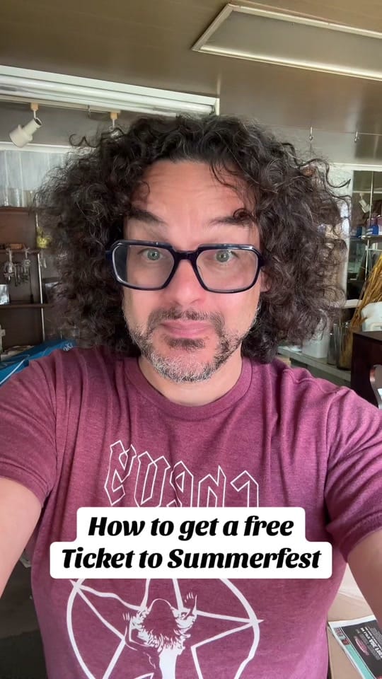Post 3 by Chia on TikTok (video)